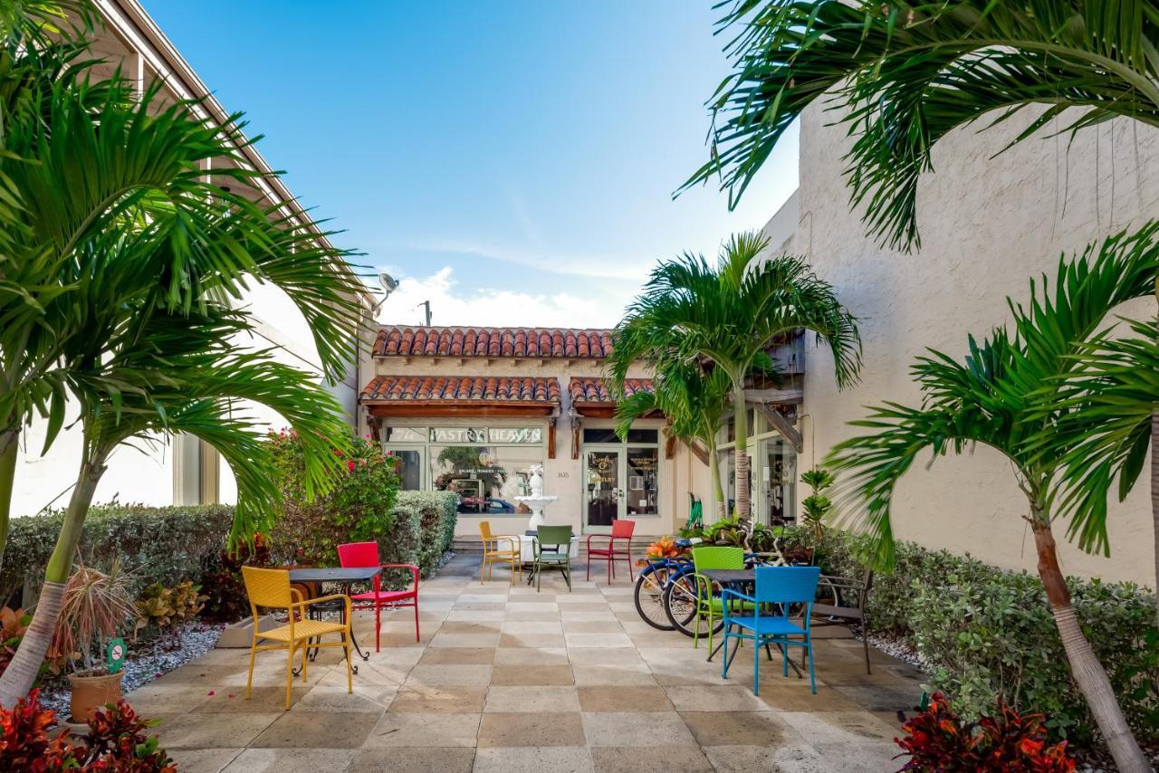 Palm Beach Historic Inn Exterior photo